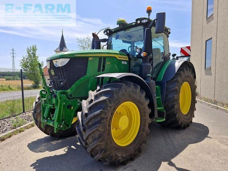 John Deere 6r 250