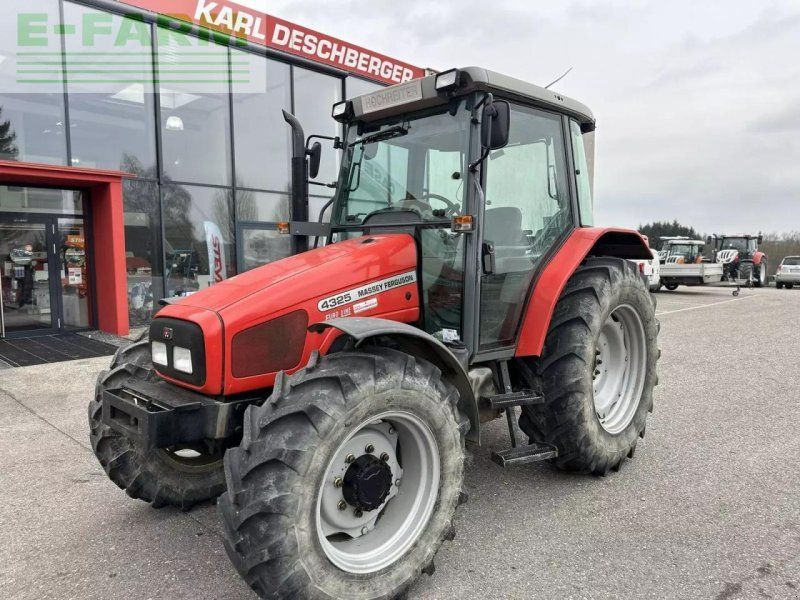 Massey Ferguson 4325-4 lp