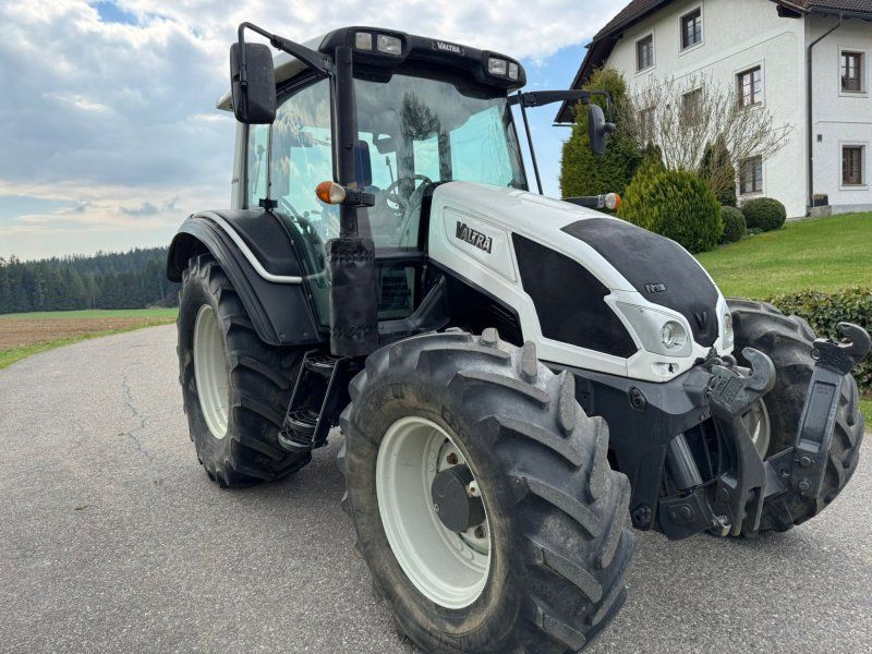 Valtra N 103 Rückfahreinrichtung