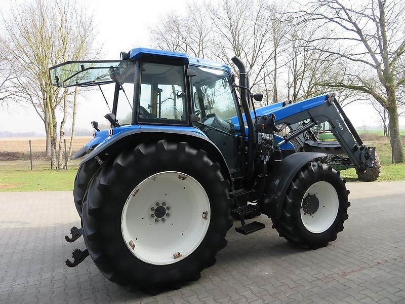 New Holland TS100 m. Quicke Industriefrontlader