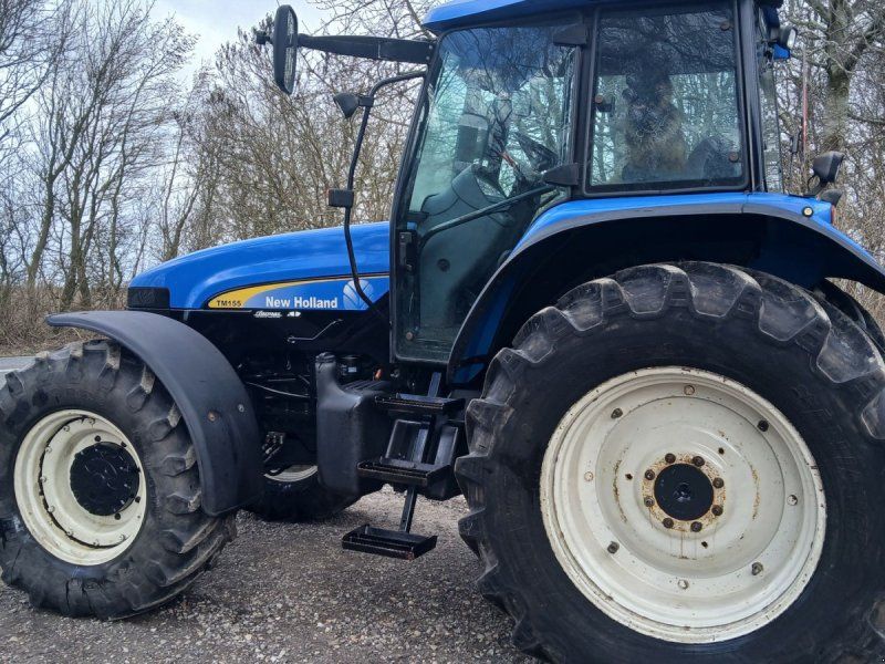 New Holland TM 155 med Range Command ,frontlift og nye bagdæk