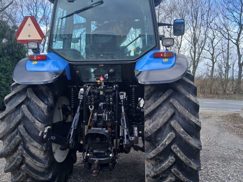New Holland TM 155 med Range Command ,frontlift og nye bagdæk
