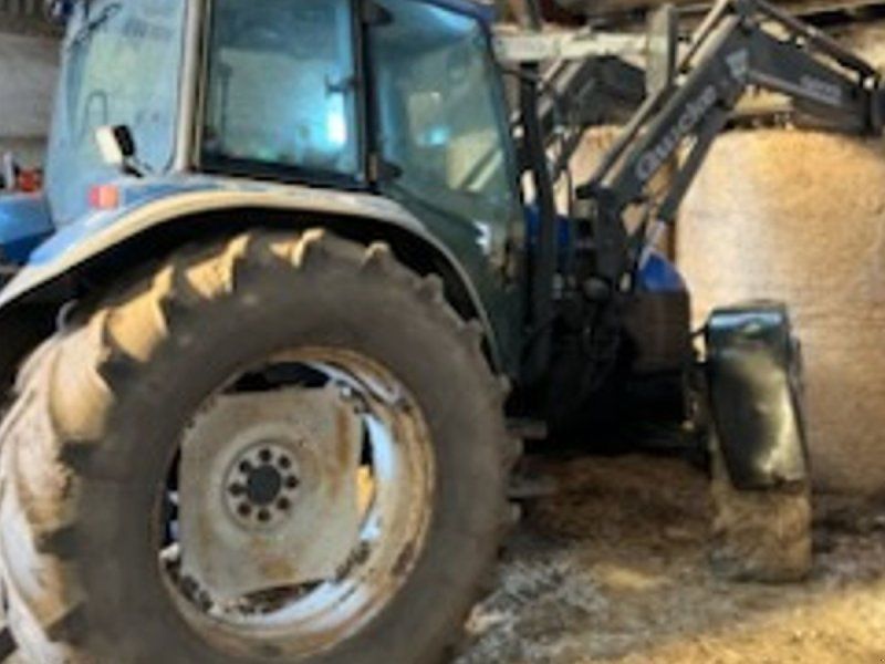 New Holland TS 115 SL Turbo med ÅLØ frontlæsser,og frontlift