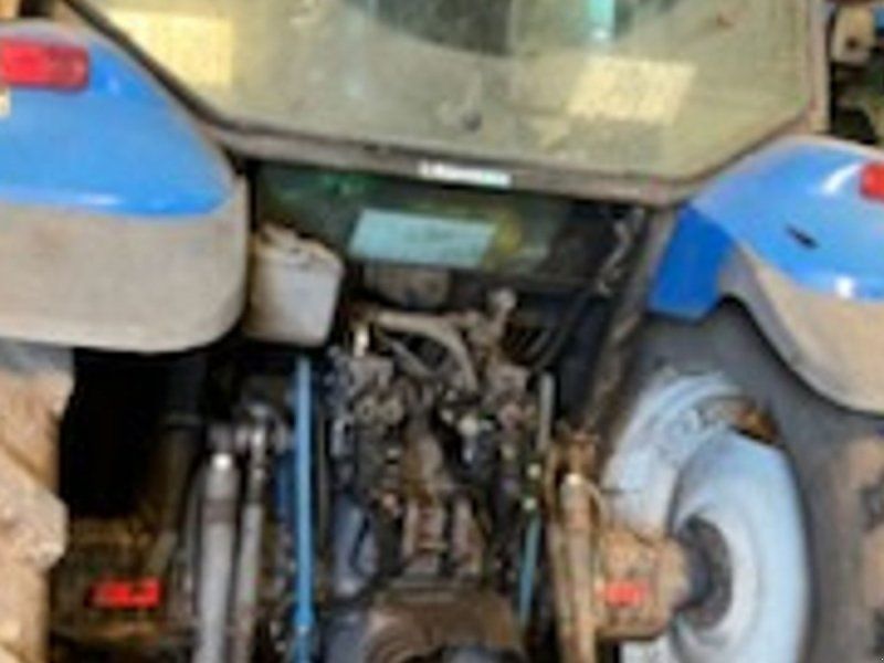 New Holland TS 115 SL Turbo med ÅLØ frontlæsser,og frontlift