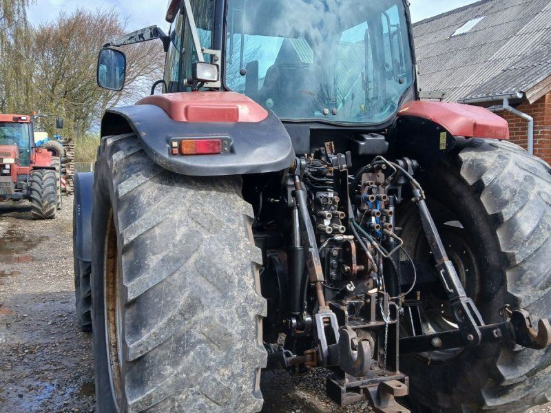 Case IH MX 170 med affjdret foraksel og original frontlift