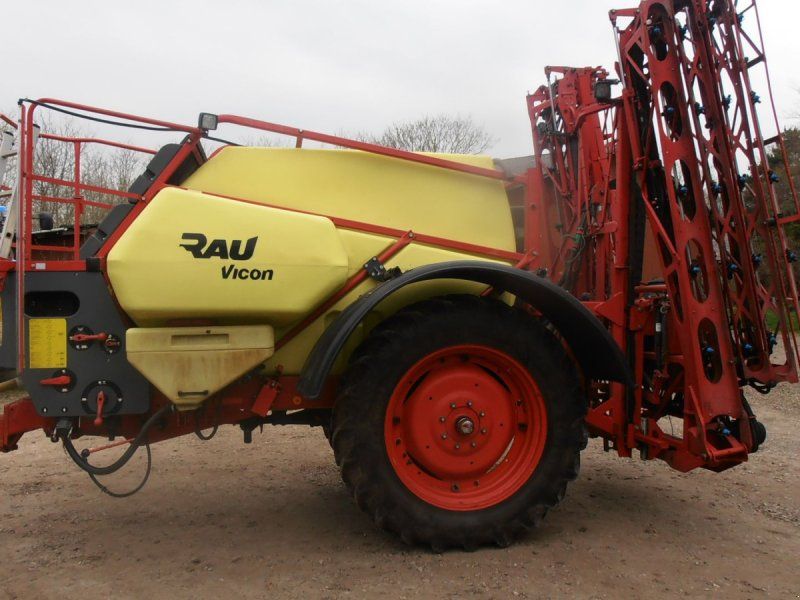 Vicon 3800 l . 24m  Trailersprøjte