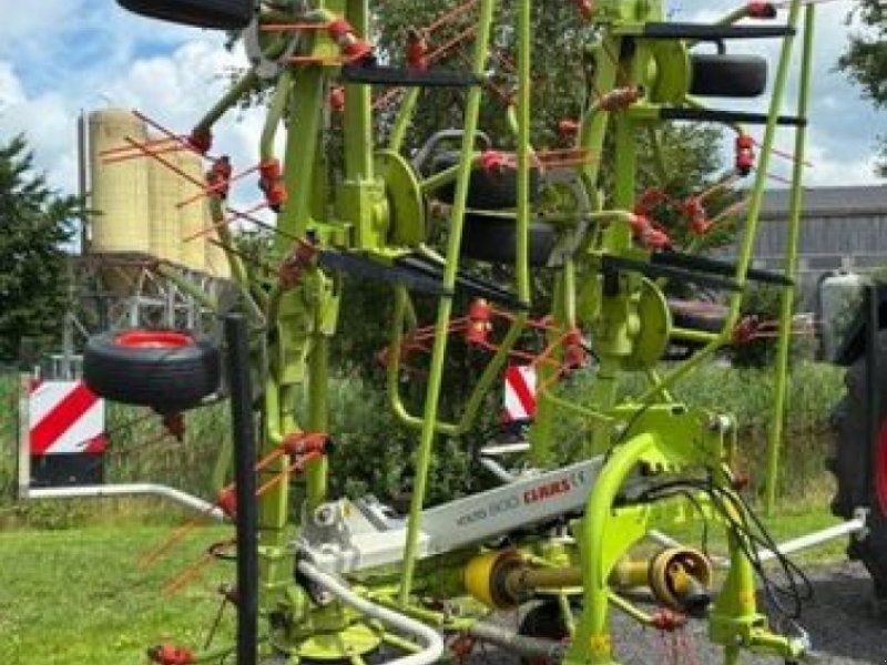 Claas Volto 900