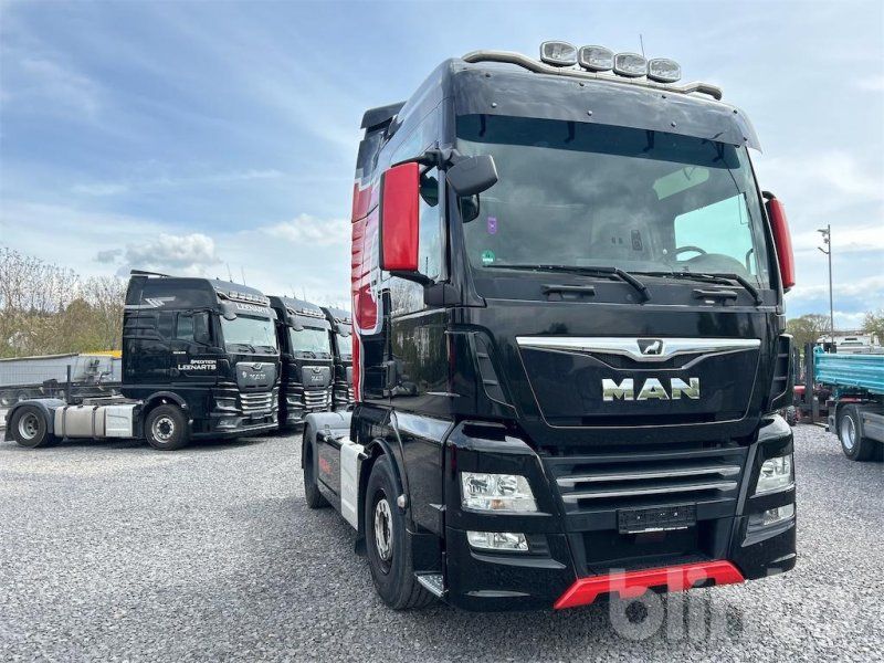 MAN TGX 18.500 Red-Lion