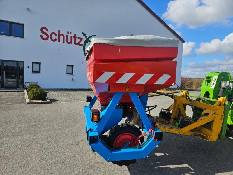 Monosem Düngertank, Reihenstreuer