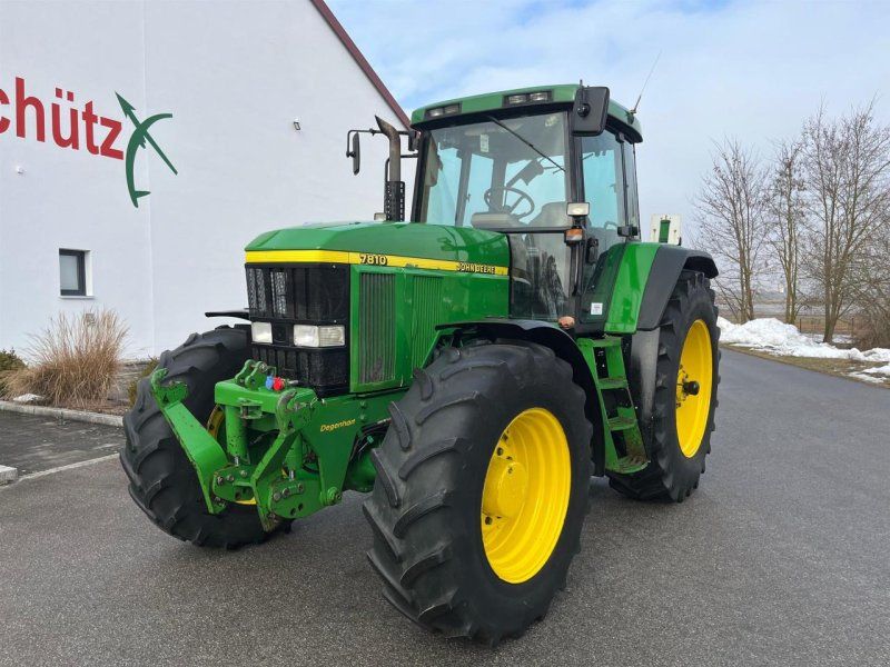 John Deere 7810 Powershift mit 10.257 Bh