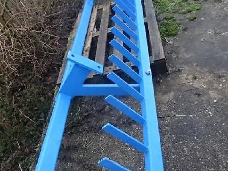 SVD Abstreifer für 3 Meter V Ringwalze