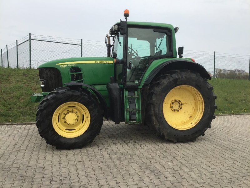 John Deere 7530 Premium