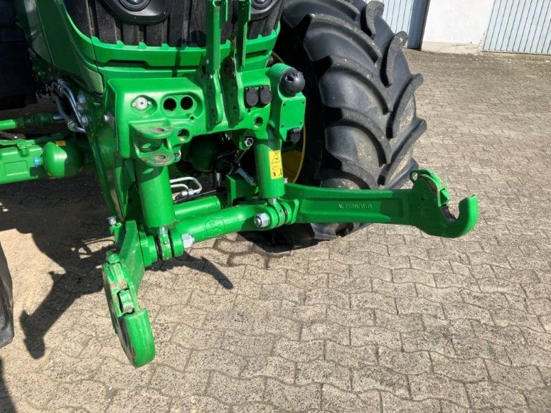 John Deere 6155R