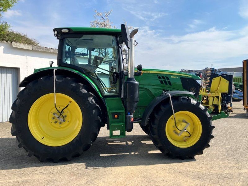 John Deere 6155R