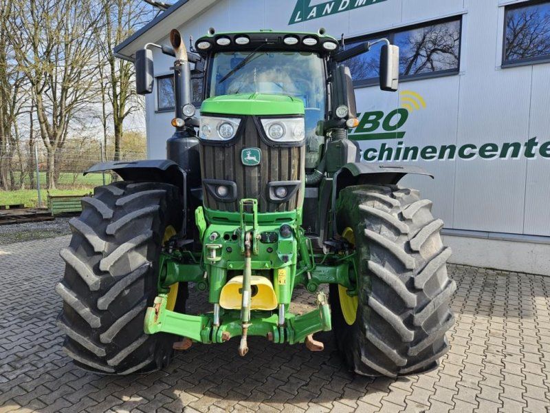John Deere 6230R