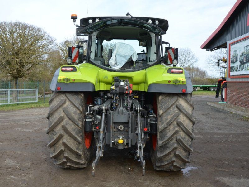 Claas ARION 660 CMATIC CEBIS