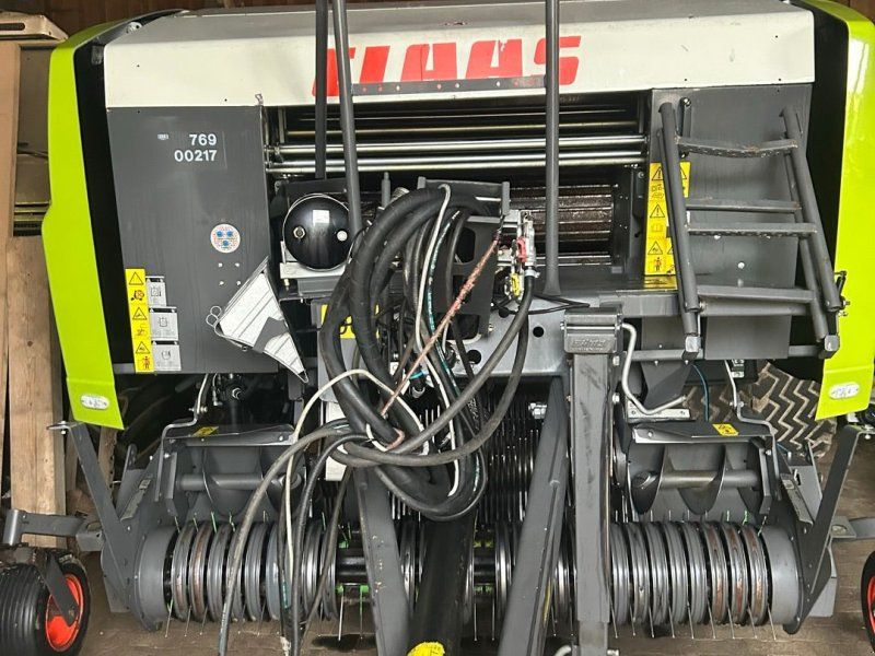 Claas ROLLANT 454 RC UNIWRAP