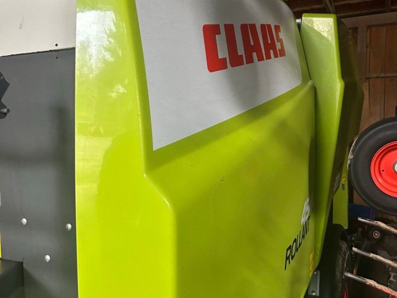 Claas ROLLANT 454 RC UNIWRAP