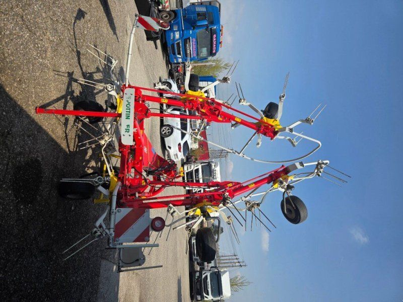 Pöttinger PÖTTINGER ZETTKREISEL HIT 6.80