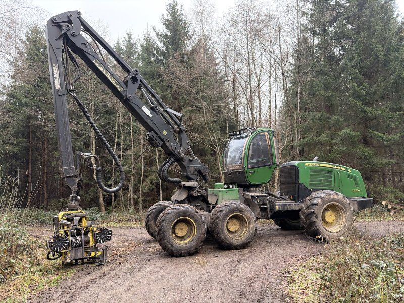 John Deere 1270 E