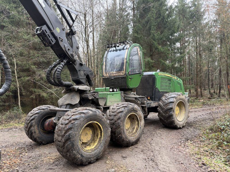 John Deere 1270 E