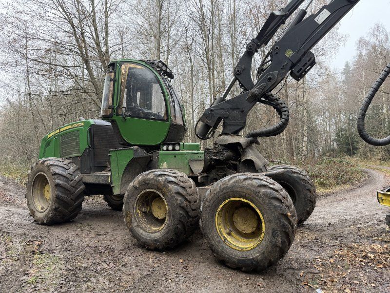 John Deere 1270 E