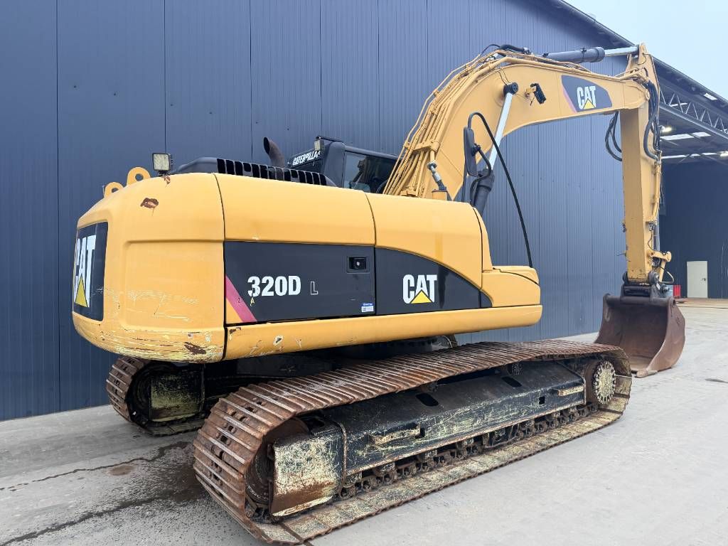 CAT 320D L