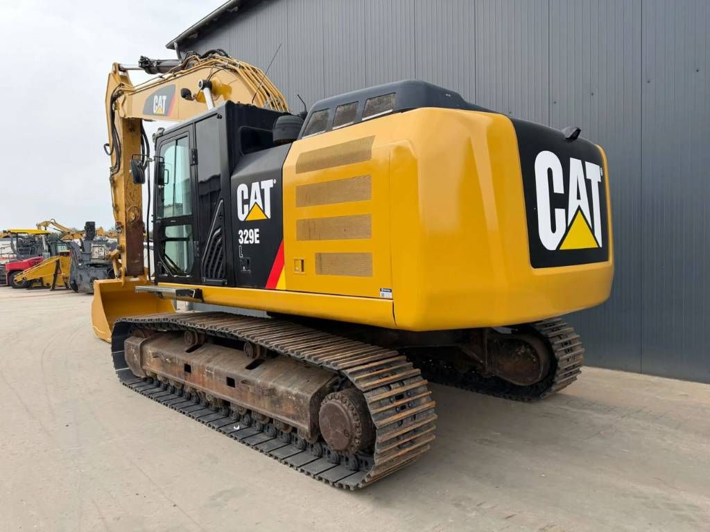 CAT 329E L - NEW CHAINS AND TRACKS