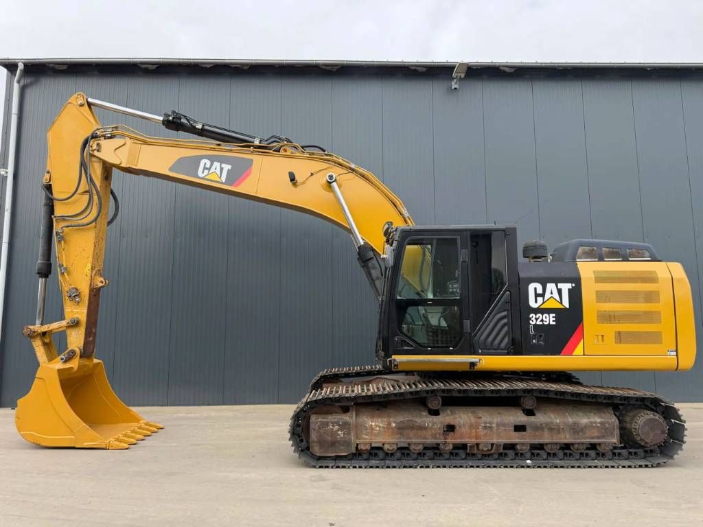 CAT 329E L - NEW CHAINS AND TRACKS