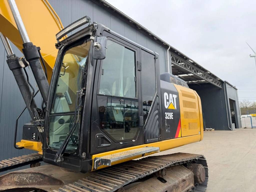 CAT 329E L - NEW CHAINS AND TRACKS