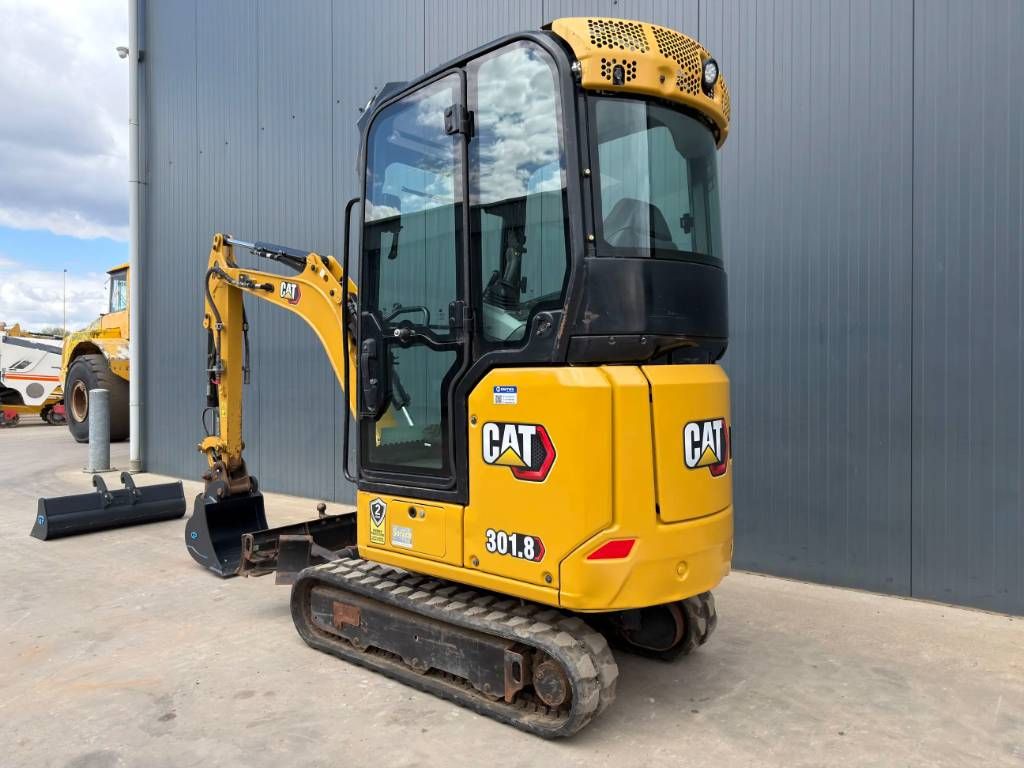 CAT 301.8