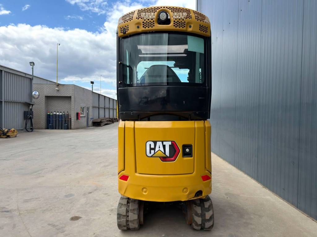 CAT 301.8
