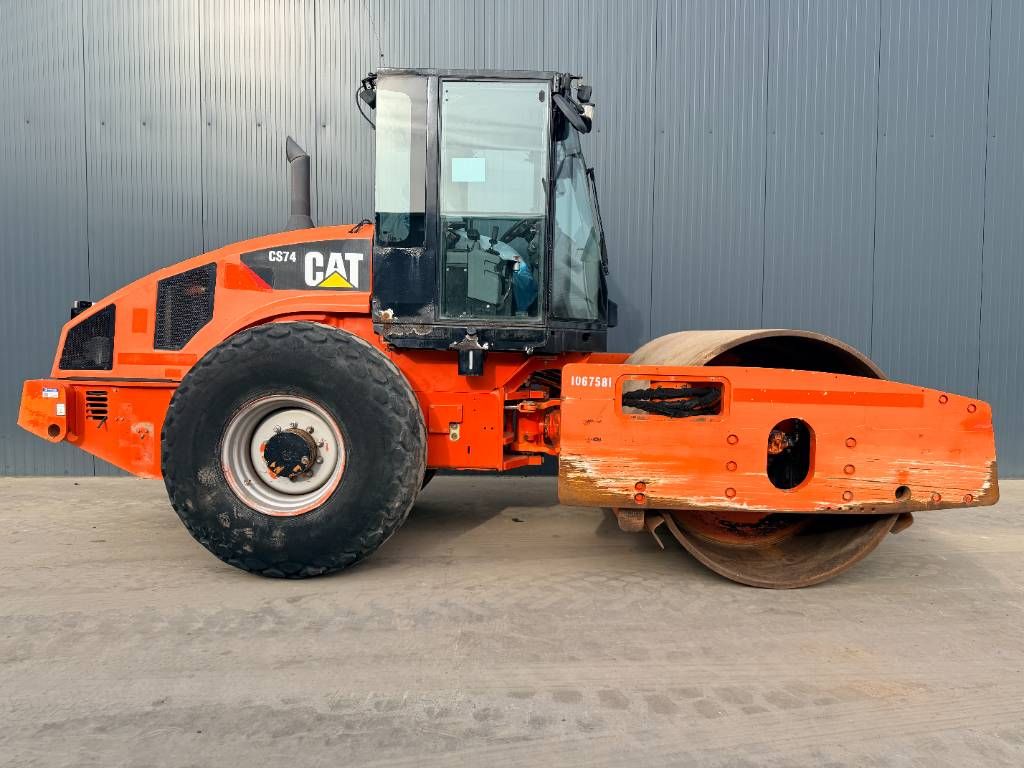 CAT CS74