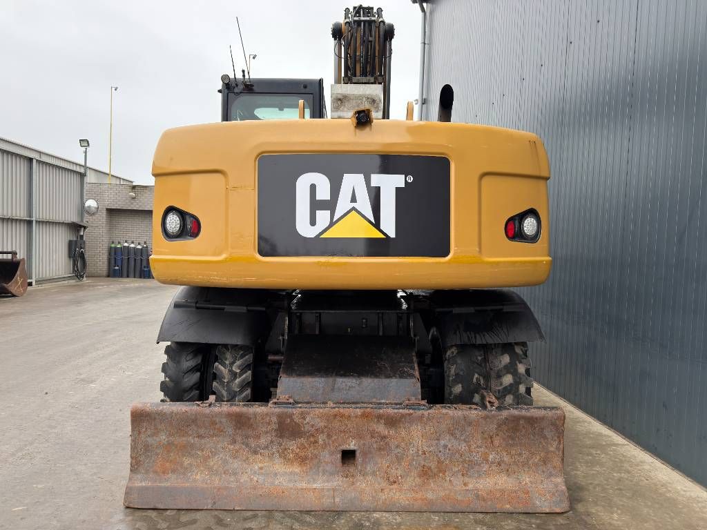 CAT M316D