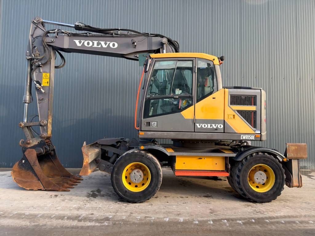 Volvo EWR150E - Stabilizers