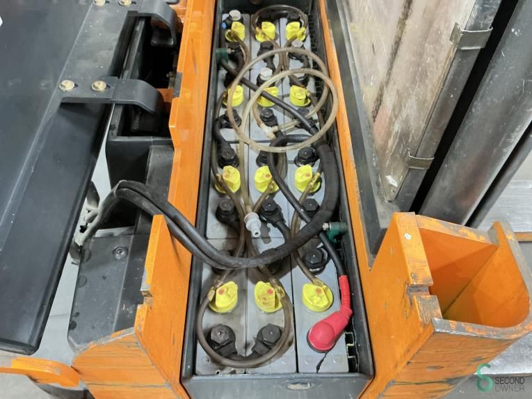 Stackers Electric Still EGV14 2003