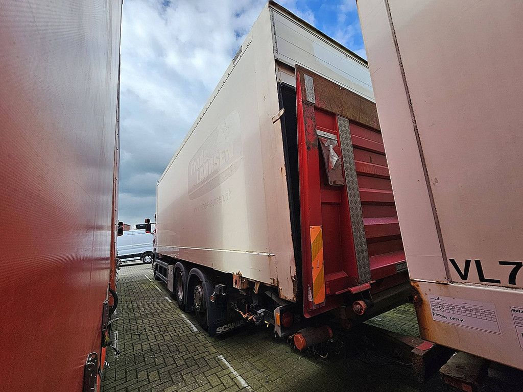 SCANIA G450 6x2*4 crown ed.