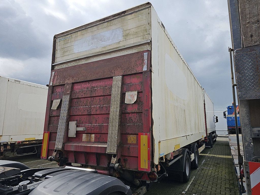 KRONE ZZ TANDEM LIFT box and lift