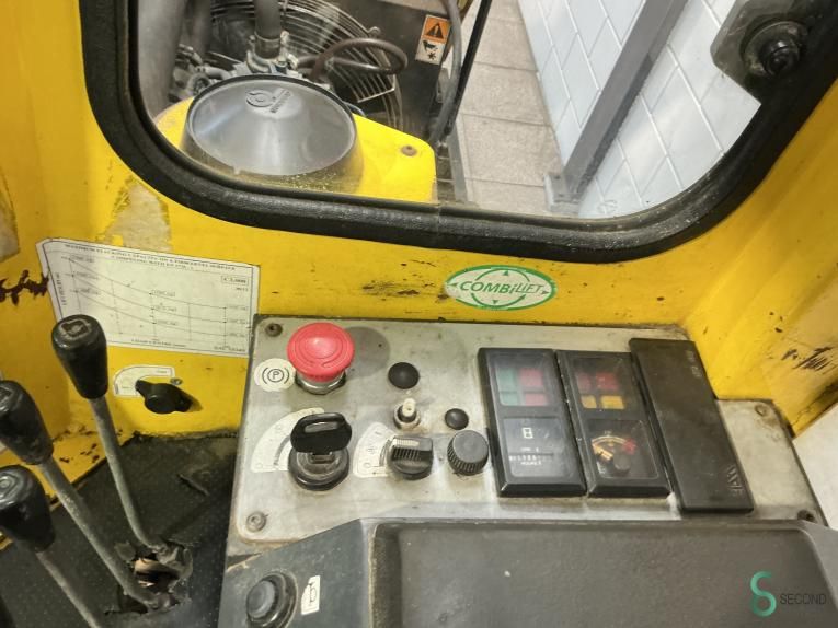 Side loaders Diesel Combilift C3000CB 2011 4-Way