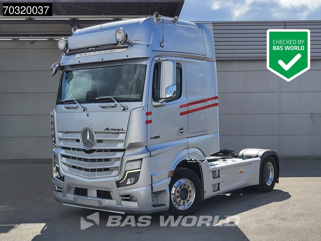Mercedes Actros Actros 1963 4X2 GigaSpace Retarder Full-Air 2xTanks Alcoa's ACC Navi