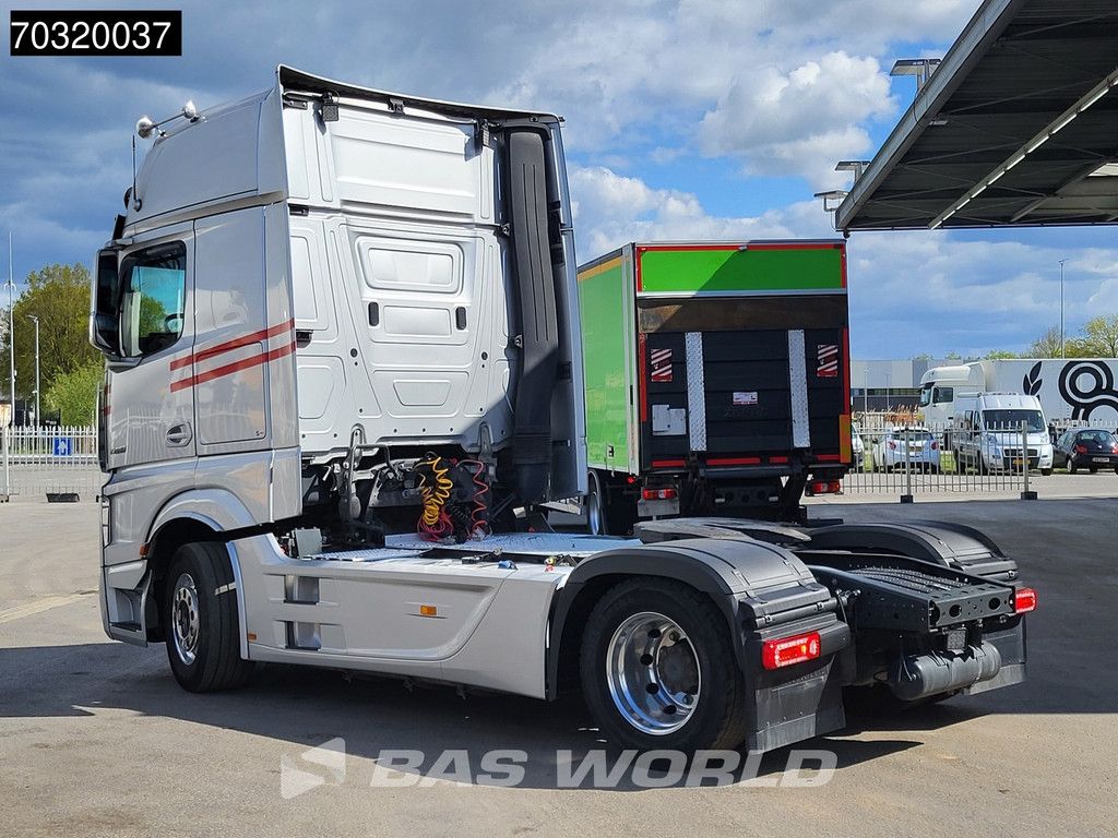 Mercedes Actros Actros 1963 4X2 GigaSpace Retarder Full-Air 2xTanks Alcoa's ACC Navi