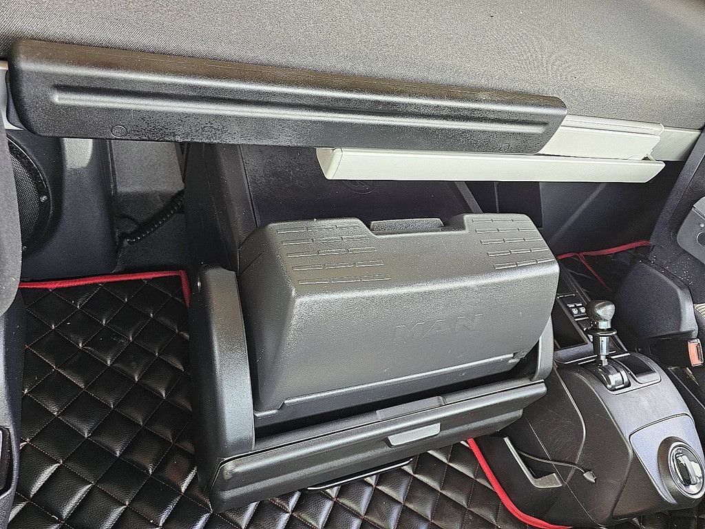 M.A.N. 26.500 TGX 6x2*4