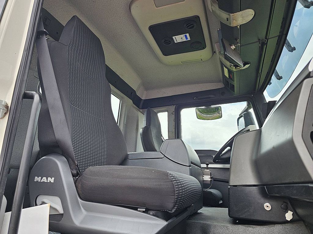 M.A.N. 41.360 TGS 8x4