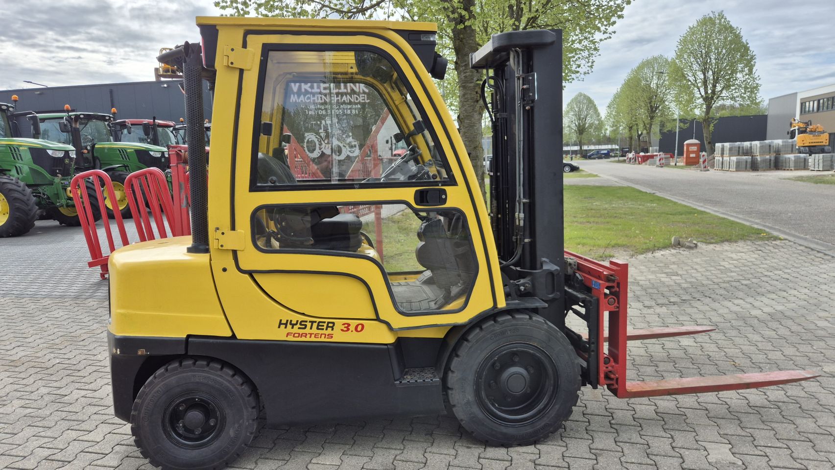 HYSTER Fortens H3.0FT Diesel Freelift en vorken versteller