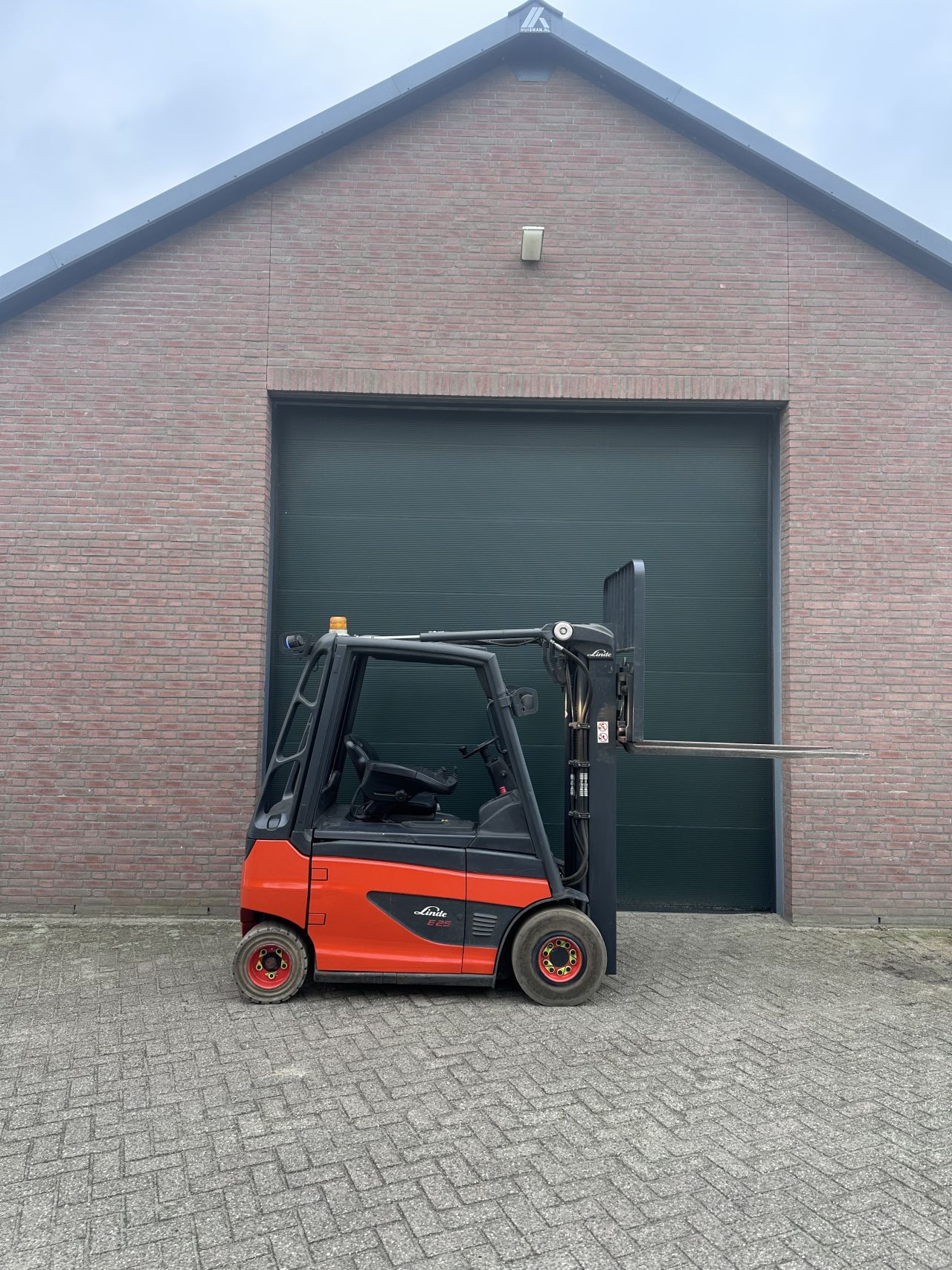 Linde E25-01 2500kg triplo elektrische heftruck