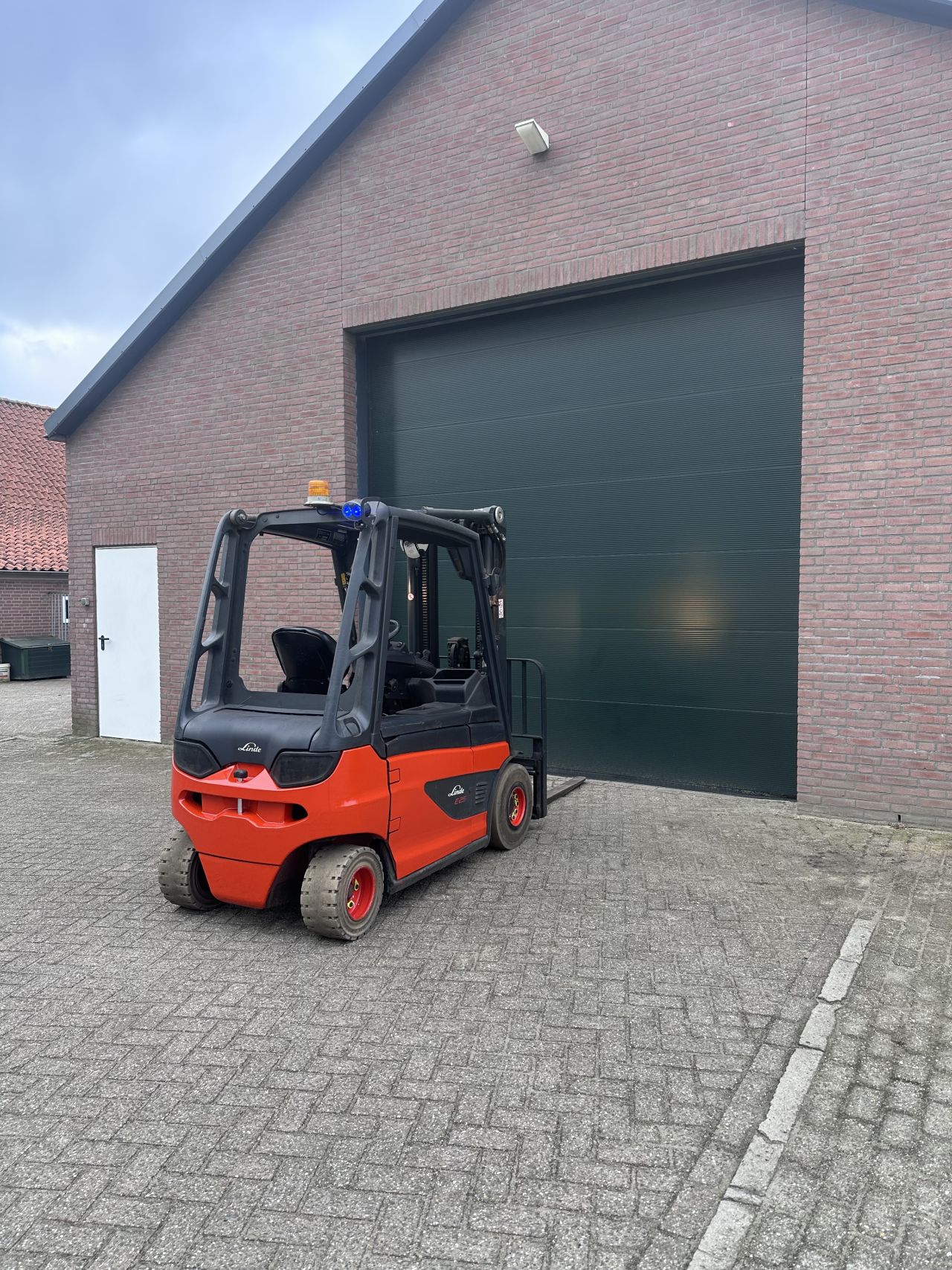 Linde E25-01 2500kg triplo elektrische heftruck