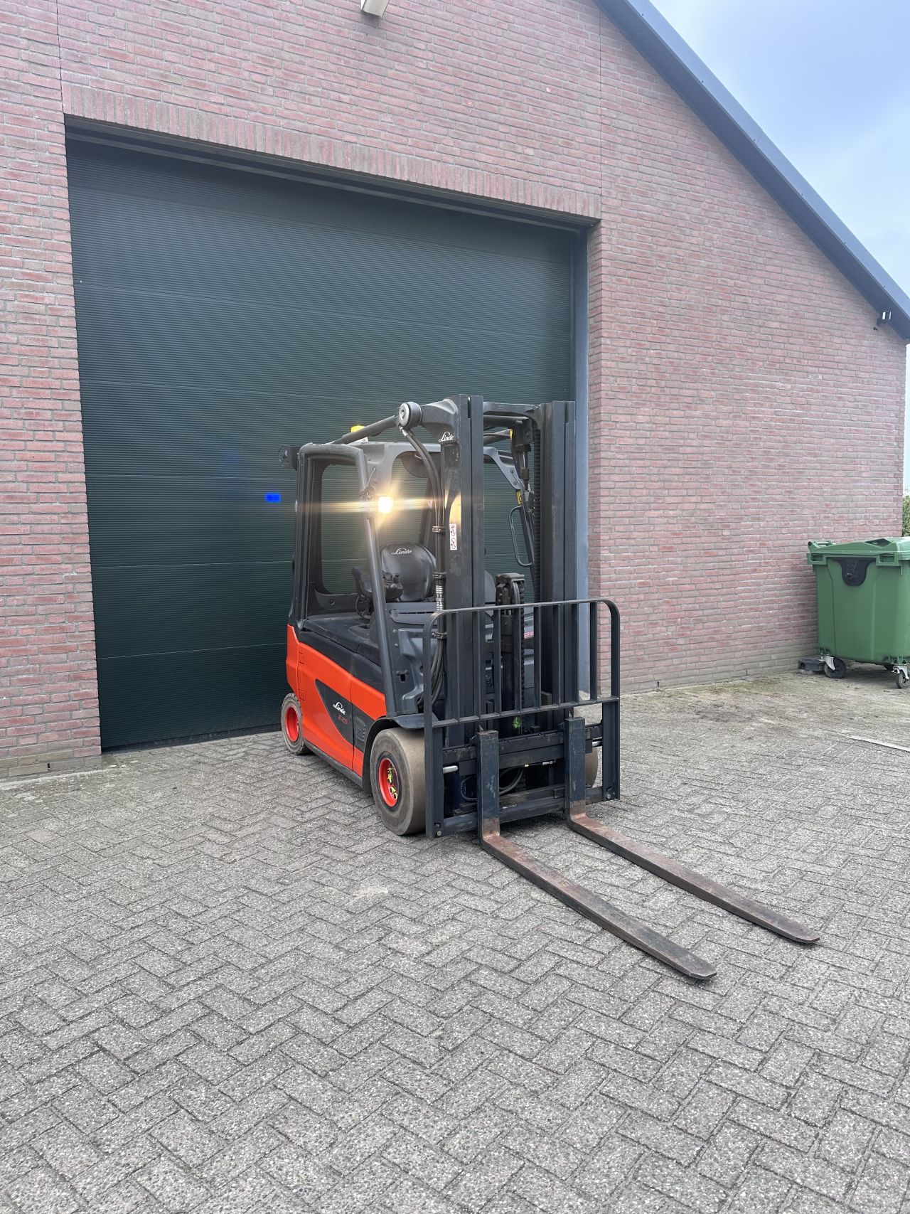 Linde E25-01 2500kg triplo elektrische heftruck
