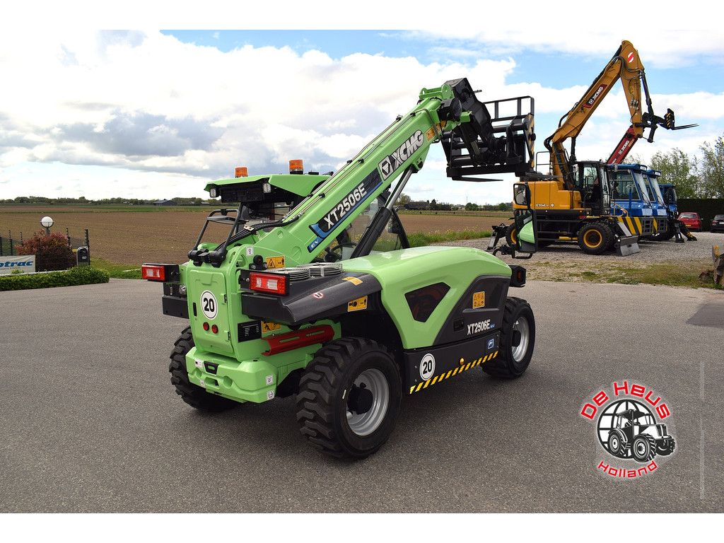 XCMG XT2506E