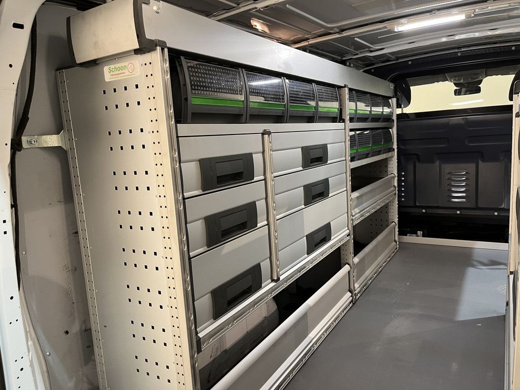 Mercedes-Benz Vito 119 CDI XL L3 RWD Automaat / Euro 6 / Servicebus / Bott inrichting / 220V. / Airco / CarPlay / Camera / Cruise Control / Navigatie / Klep