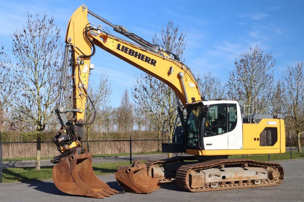 Liebherr R924 LC | ROTOTILT + GRIPPER | 2X BUCKET